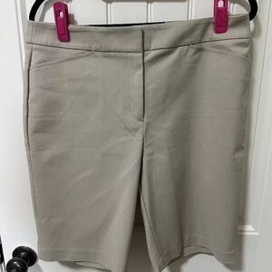Chico's Light Tan Women's Bermudas